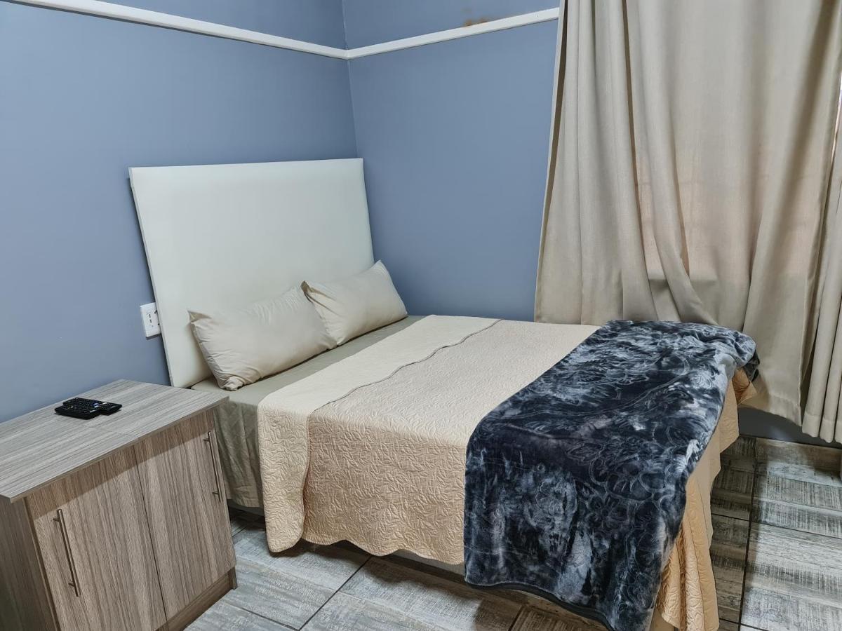 Hasate Guest House 10 Florence Street Oakdale Belliville 7530 Cape Town South African Cidade Do Cabo Exterior foto