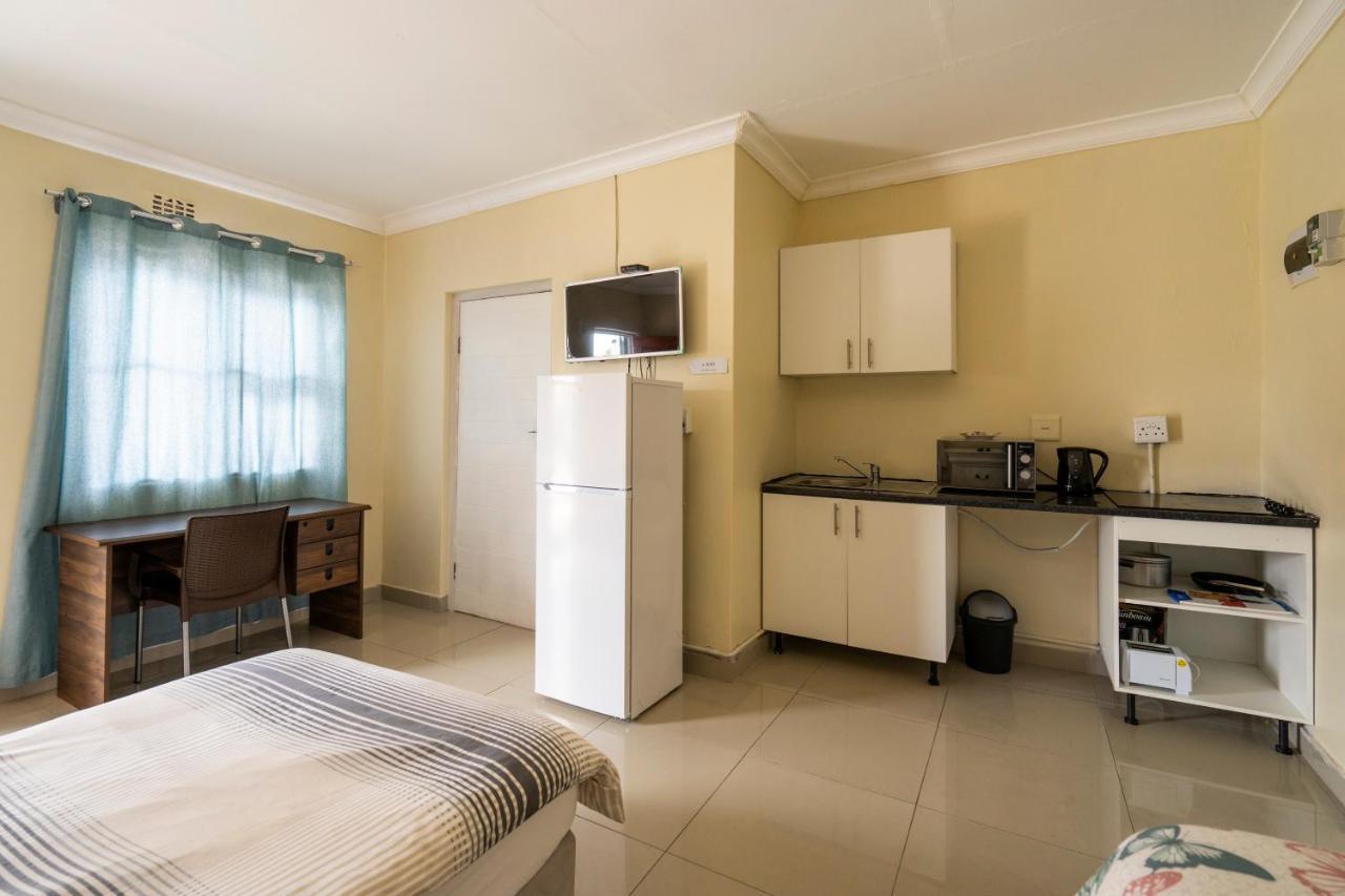 Hasate Guest House 10 Florence Street Oakdale Belliville 7530 Cape Town South African Cidade Do Cabo Exterior foto